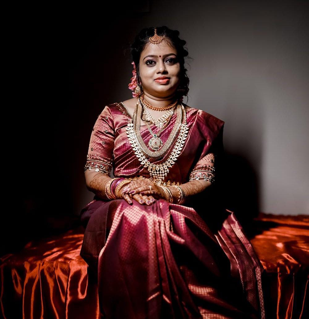 SAKHI LADIES BEAUTY PARLOUR CHANGARAMKULAM