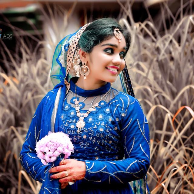 SAKHI LADIES BEAUTY PARLOUR CHANGARAMKULAM
